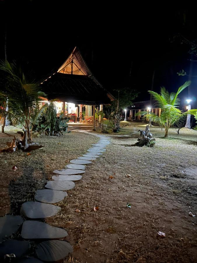 The Papalagi Resort Gili Gede 외부 사진