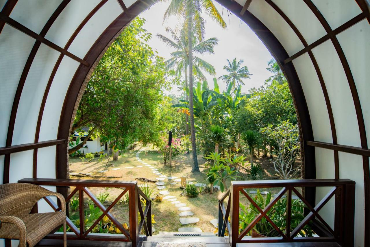 The Papalagi Resort Gili Gede 외부 사진